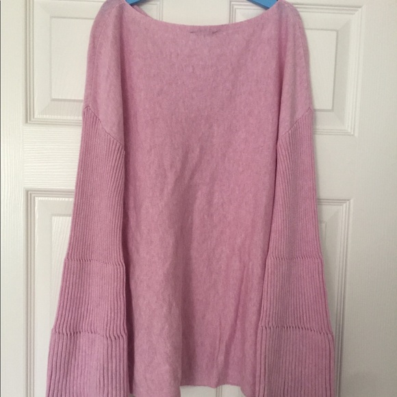 Vince Camuto ribbed bell sleeve sweater - Picture 2 of 5